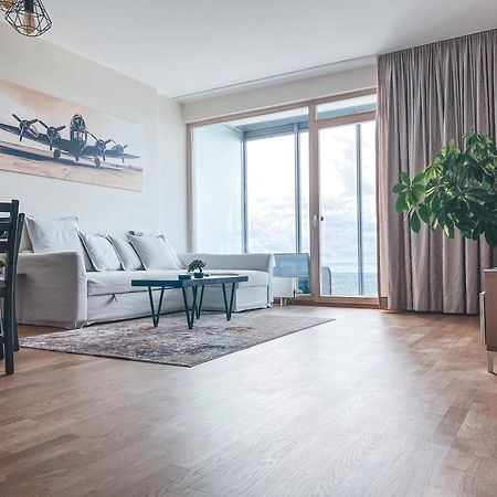Up 34 Floor Apartments Клайпеда Экстерьер фото